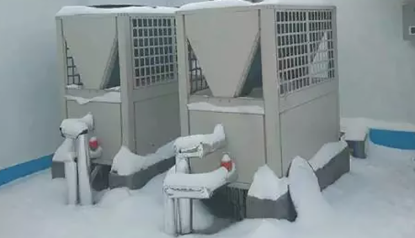 空氣源熱泵非正常結(jié)霜的10種癥狀和原因_空氣能取暖耗電量是多少度