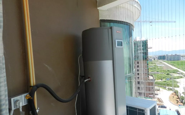 空氣能熱水器不清洗的危害_空氣能地?zé)岵膳? /></a></div>        <div   id=