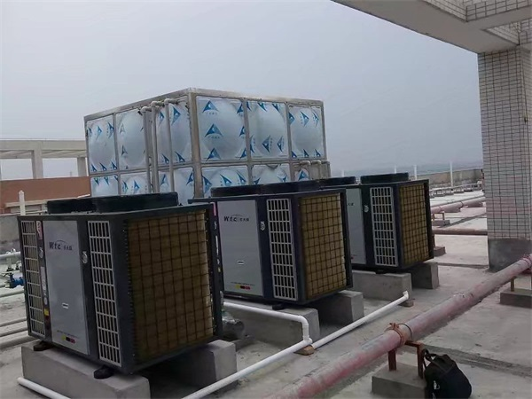 低碳節(jié)能的醫(yī)院熱泵熱水解決方案_農(nóng)村煤改電電鍋爐報(bào)價(jià)