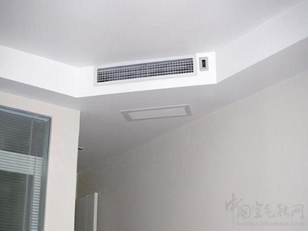 空氣能地暖中央空調(diào)VS普通中央空調(diào)，哪個(gè)更適合家庭用_芬尼空氣能廠家銷售電話