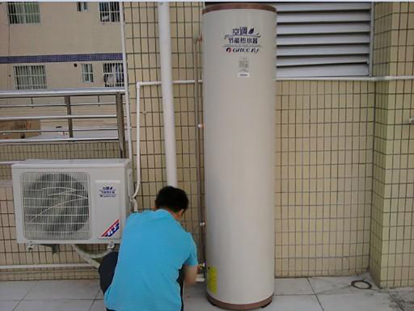 洗澡不看天，空氣能熱水器全年無休_中廣歐特斯空氣能售后服務(wù)電話