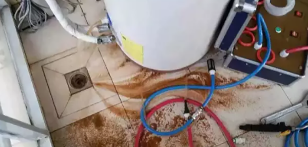 如何清洗空氣能熱水器_空氣能熱水器維修故障排除