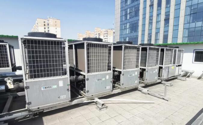 “煤改電”熱風機不舒適？建議推廣熱泵結(jié)合熱水采暖末端_歐必特空氣能控制面板圖解