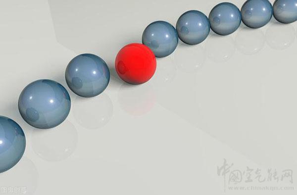 空氣源熱泵和風(fēng)冷熱泵有什么區(qū)別_歐特斯空氣能熱水器多少錢一臺(tái)