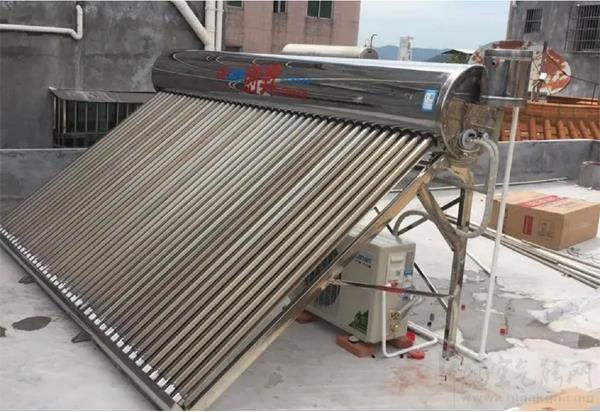空氣源熱泵和太陽能結(jié)合使用效果怎么樣_四季沐歌太陽能修理電話
