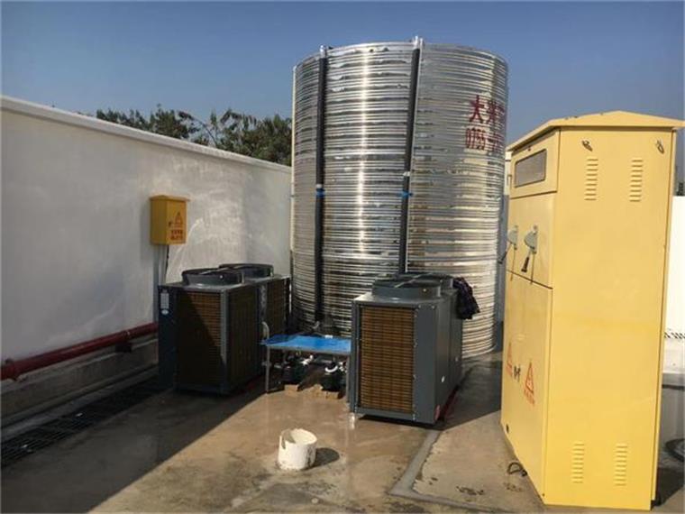 工地空氣能熱水好不好用_安裝空氣能安裝費(fèi)多少錢(qián)一臺(tái)